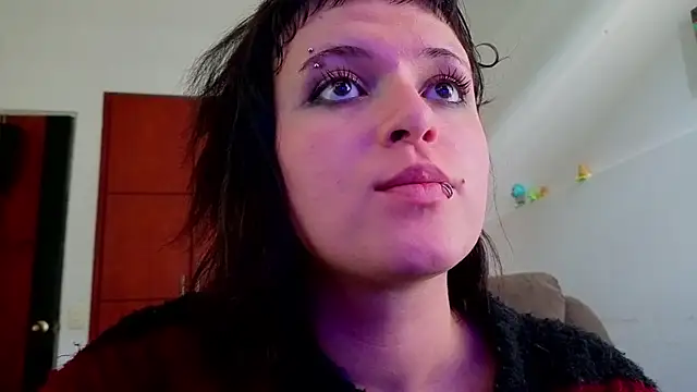 NEXT DOOR GIRL  online show from April 6, 9:49 pm