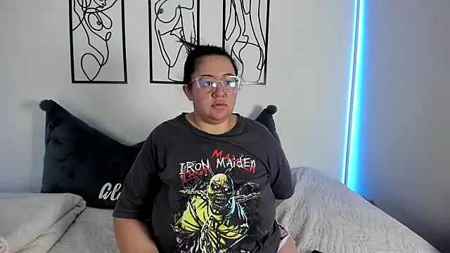 RubyPirsso18 online show from December 20, 7:18 pm