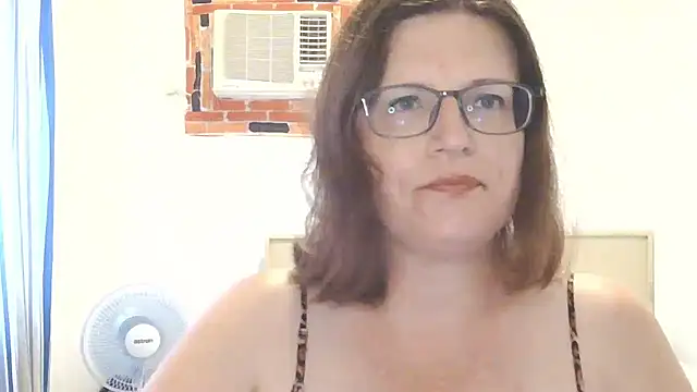 CrimsonMistress online show from April 19, 10:34 pm