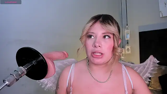 Khali reed  online show from February 14, 5:26 pm