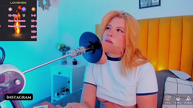 Khali reed  online show from November 20, 4:35 am