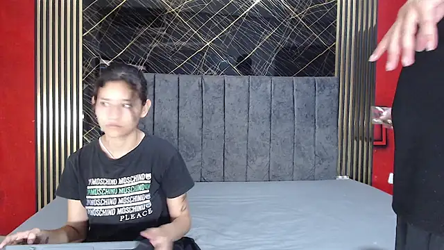 FerneyManti online show from April 4, 3:00 pm