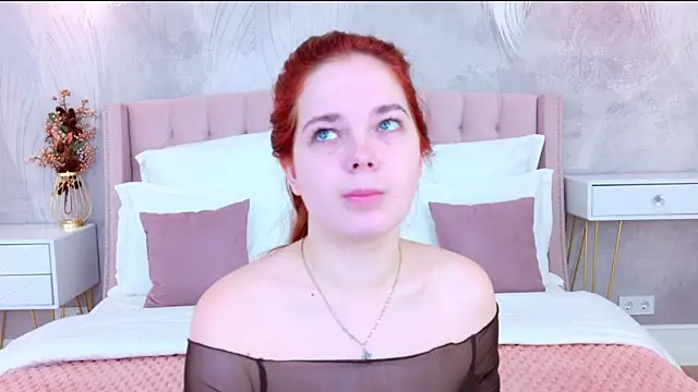 DeniseReese online show from November 4, 2:49 am