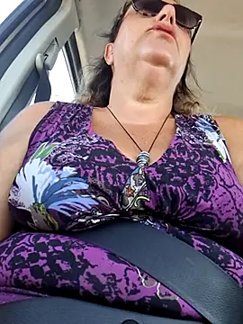 VenusAlpha online show from August 4, 1:28 pm