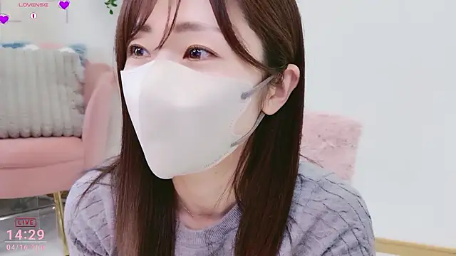 meg 0901 online show from April 16, 5:30 am