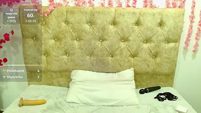 Alettalovee online show from November 8, 6:24 pm