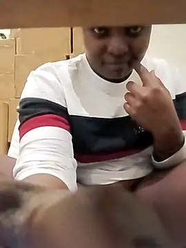 pretty shany online show from December 15, 9:42 pm