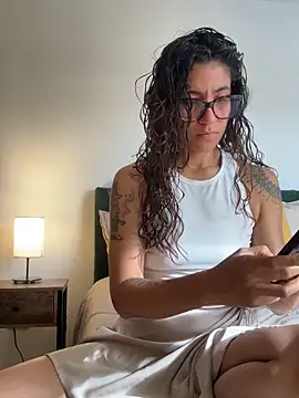 ValeriEvan online show from November 24, 8:33 pm