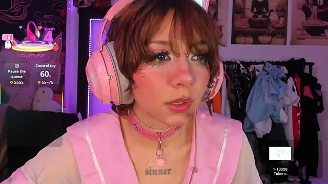 Alicedangerrr online show from April 23, 6:54 am