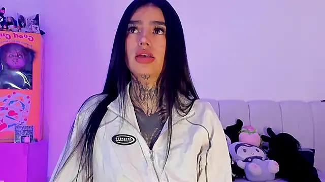 shadowcatt  online show from February 10, 6:00 pm