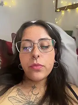 Mizztikaa online show from March 13, 6:42 pm