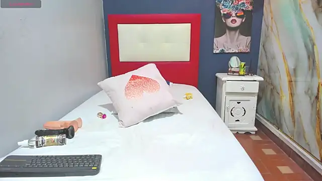  angeline love online show from February 11, 4:25 am