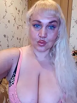 IsabellaBoni online show from November 18, 7:42 am