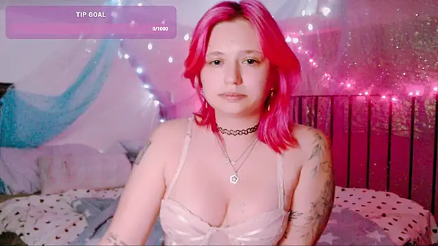 candy lina online show from April 7, 6:21 pm