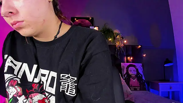 AmbarHills 1 online show from October 11, 11:36 am