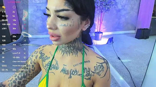 Snapshot of CreamyInkky_ chatting on September 22, 2:26 pm CreamyInkky online show from September 22, 2:26 pm