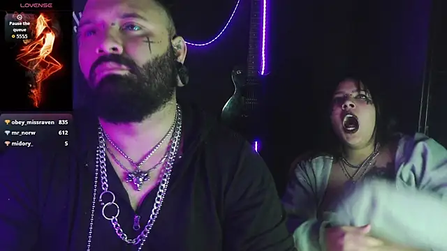 darkclothes online show from October 15, 7:33 am