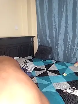 Pinky shyee online show from February 22, 4:30 pm