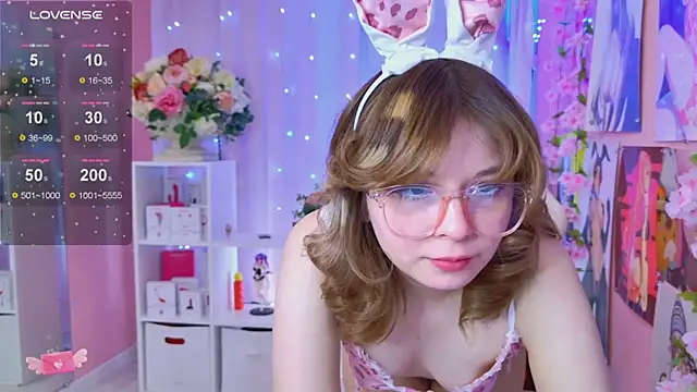 Coconut Mia online show from April 11, 3:27 pm