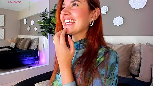 Snapshot of AylinMillerxs chatting on September 9, 8:30 pm AylinMillerxs online show from September 9, 8:30 pm