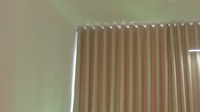 Snapshot of SavannahWildee chatting on September 13, 11:40 am SavannahWildee online show from September 13, 11:40 am