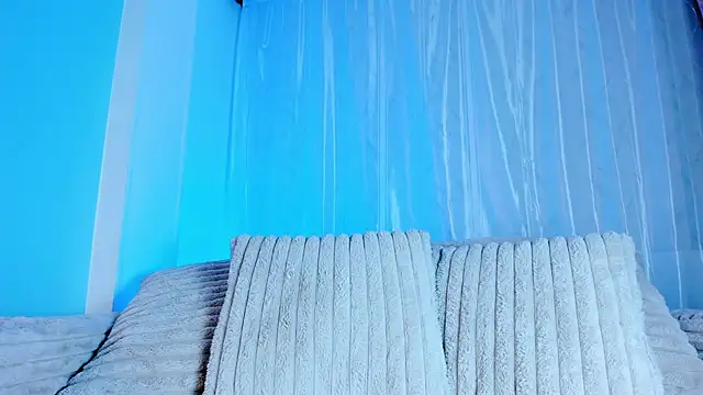 EmilyWithe online show from March 2, 11:32 pm