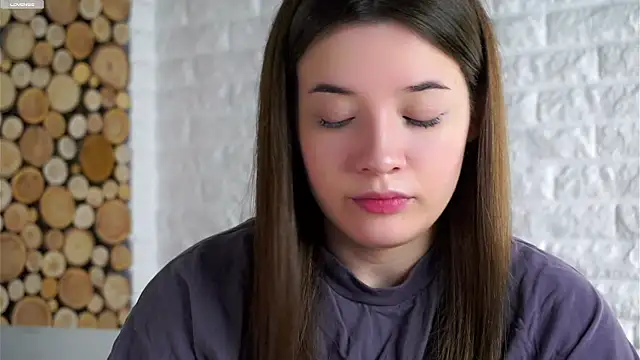 LowOncoming online show from January 9, 2:05 am