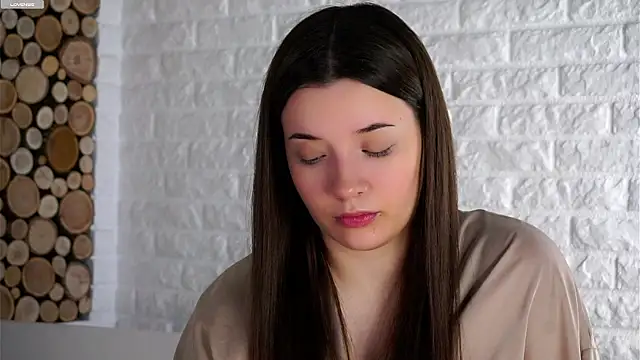 LowOncoming online show from October 17, 2:04 am