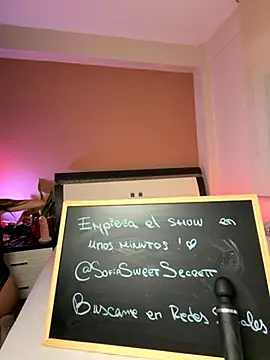SOFIASWEETSECRETT online show from November 8, 9:53 pm