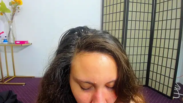 AishaRouhi online show from March 17, 4:38 am