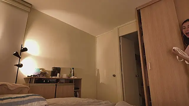 juanasnz99 online show from February 26, 6:01 am