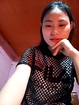 trieungoclnt online show from February 4, 8:17 am