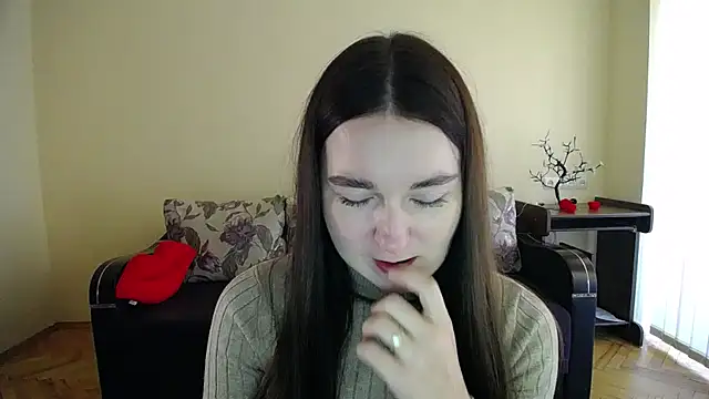 Snapshot of Pretty_shy chatting on October 21, 10:08 am Pretty shy online show from October 21, 10:08 am