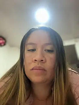 Emiily lee online show from January 17, 8:55 am