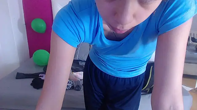 nextdoor fantasy1 online show from March 12, 3:42 am