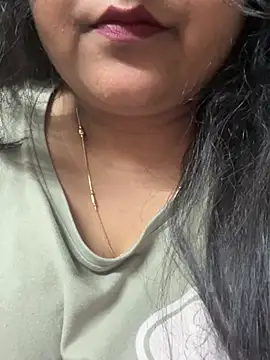 smile pretty online show from April 5, 6:51 pm