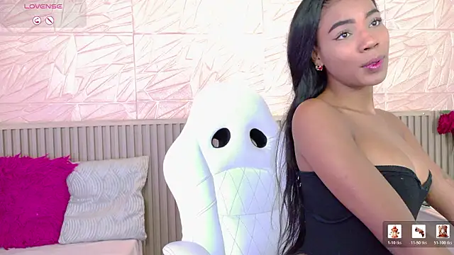 paula  cruzz online show from January 18, 9:11 pm