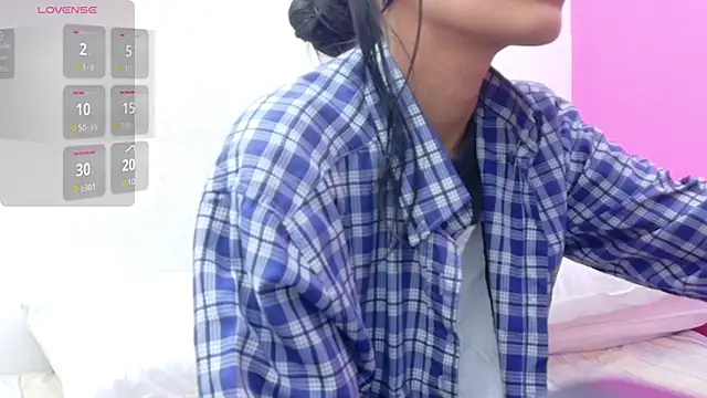 yourcuteneighbourr online show from February 25, 2:54 am