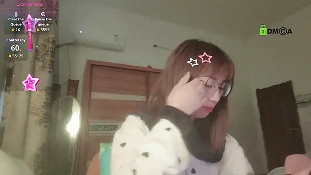 Lili 666 online show from February 18, 11:26 pm