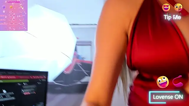 shannel  queen online show from November 19, 7:47 pm