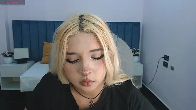 april bunnyy online show from January 7, 6:11 pm