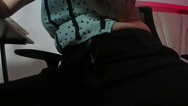 Melany Luv online show from November 19, 9:48 pm