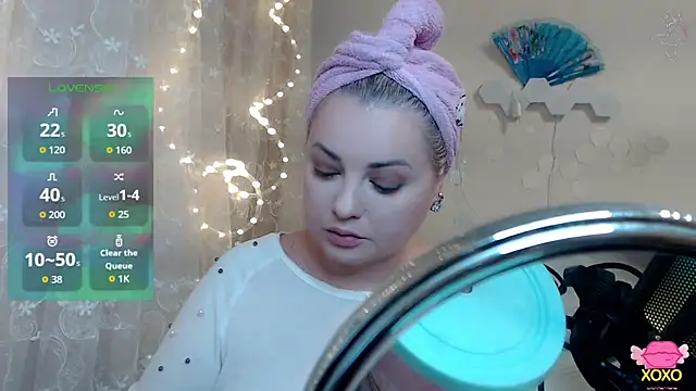 JewellKiss7 online show from November 14, 10:32 pm