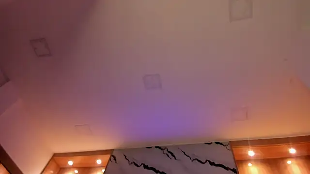 Isabel Escorcia online show from September 14, 2:26 pm