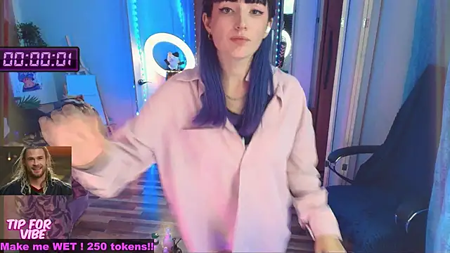 Toxic Ellies online show from October 11, 1:36 pm