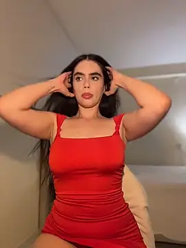 Mavi Coless online show from April 17, 1:30 am