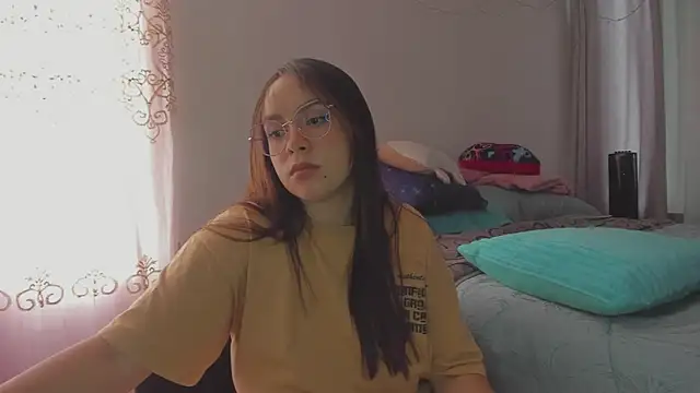 HARLEYNAPIER online show from April 13, 8:20 pm