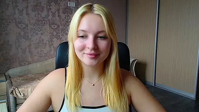 Milka kiss  online show from March 28, 1:21 pm