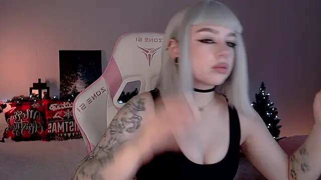 meowceline online show from November 24, 7:32 am