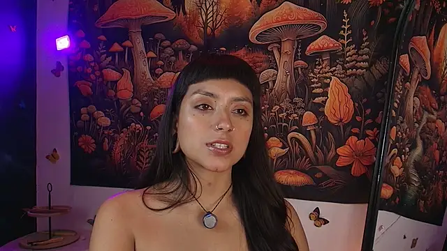 6Briela9  online show from April 11, 8:51 am